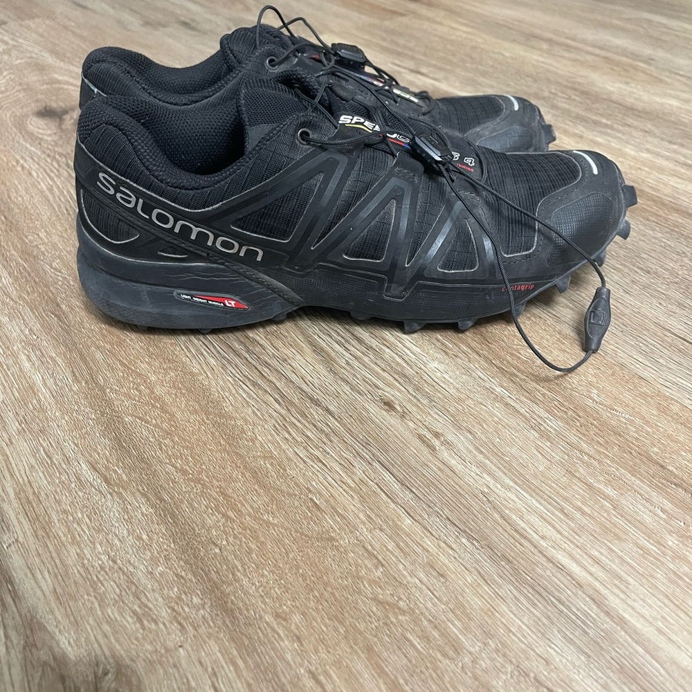 Salomon Speedcross Trail Running Women’s Black Athletic Shoes size 7.5
